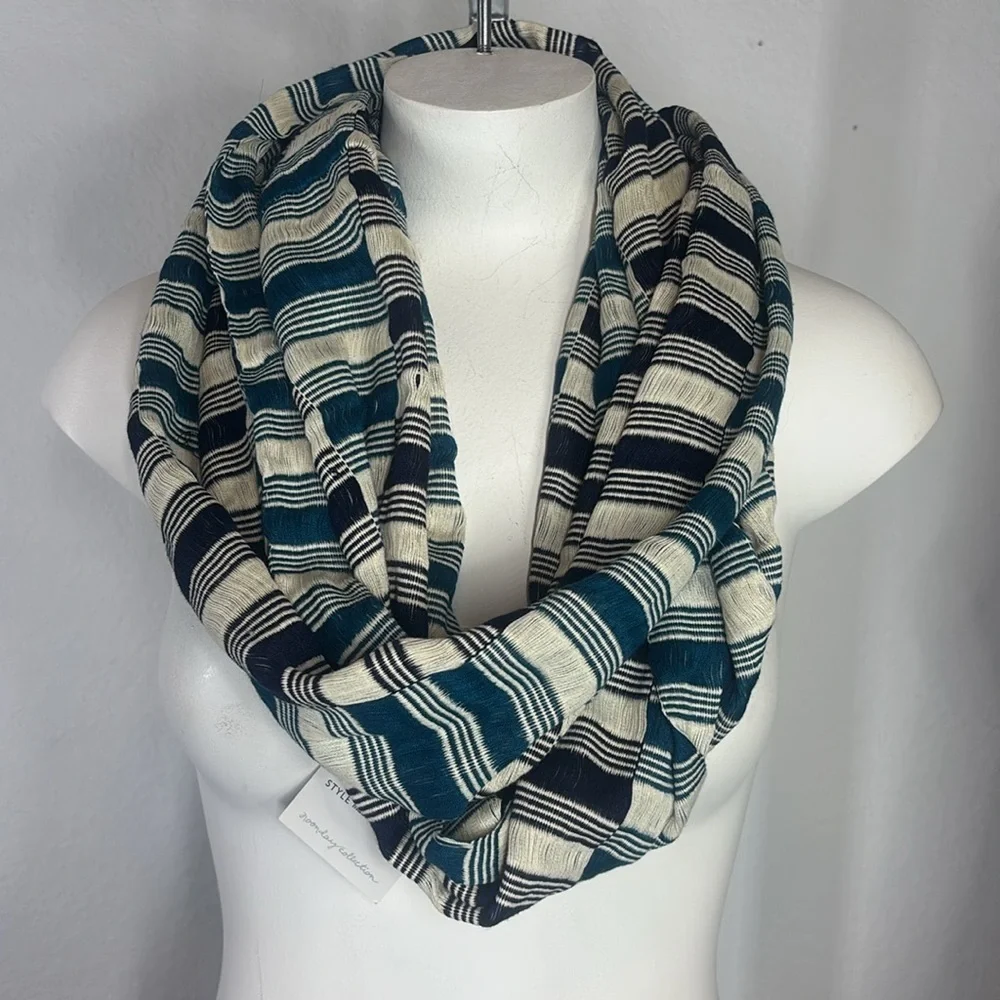 Noonday Collection Guatemalan Feliz infinity scarf NWT